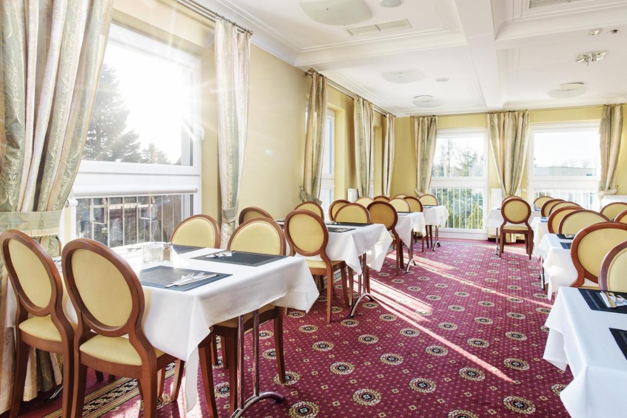 Lila Medical Spa Цехоцинек Экстерьер фото